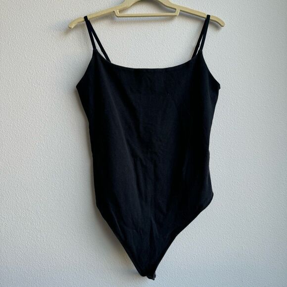 $5/$25 Abercrombie & Fitch soft AF Black Strappy Square Neck Bodysuit SZ Large - Picture 1 of 6